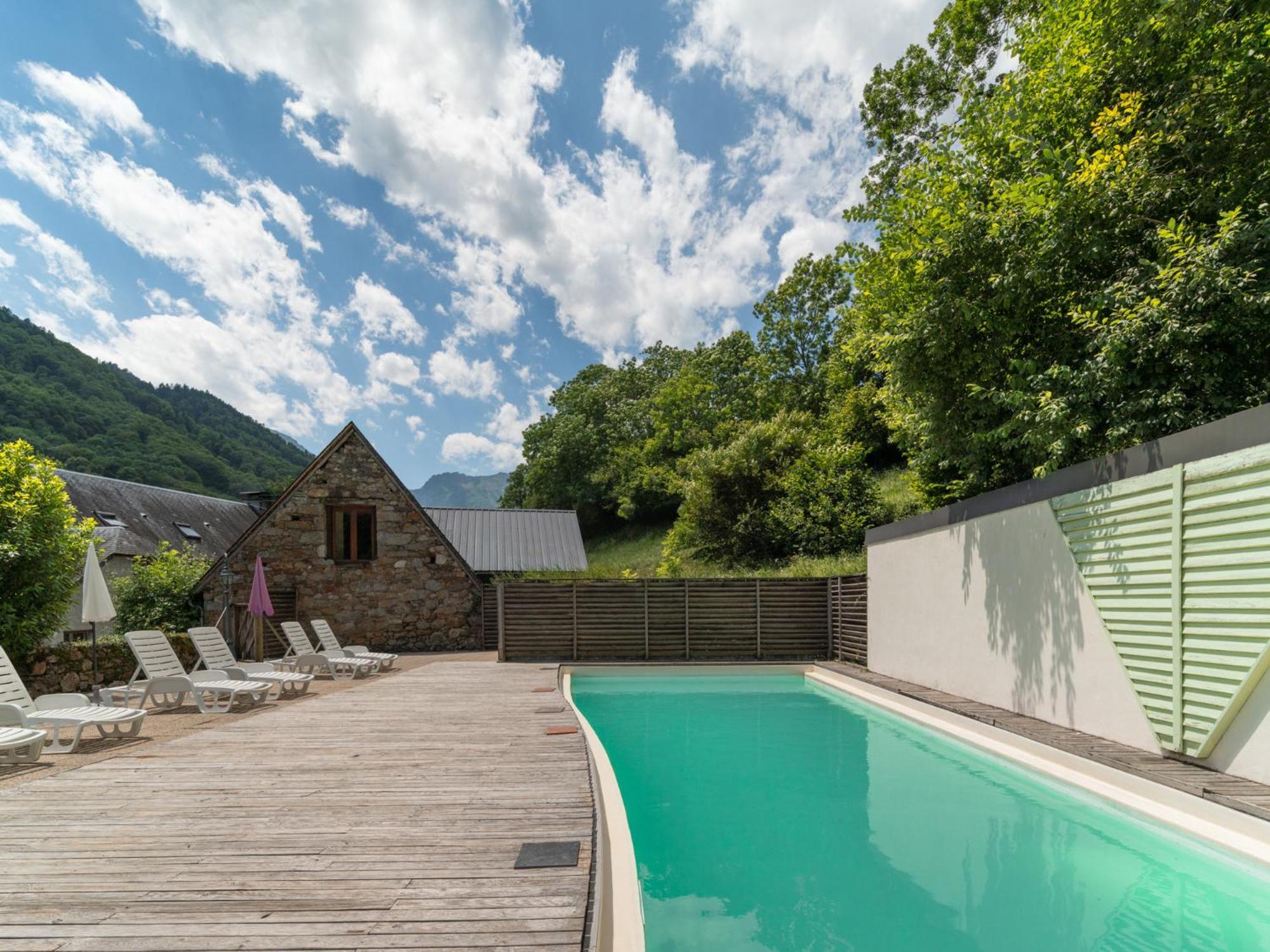 Domaine De Ramonjuan Hotel Bagneres-de-Bigorre Exterior photo